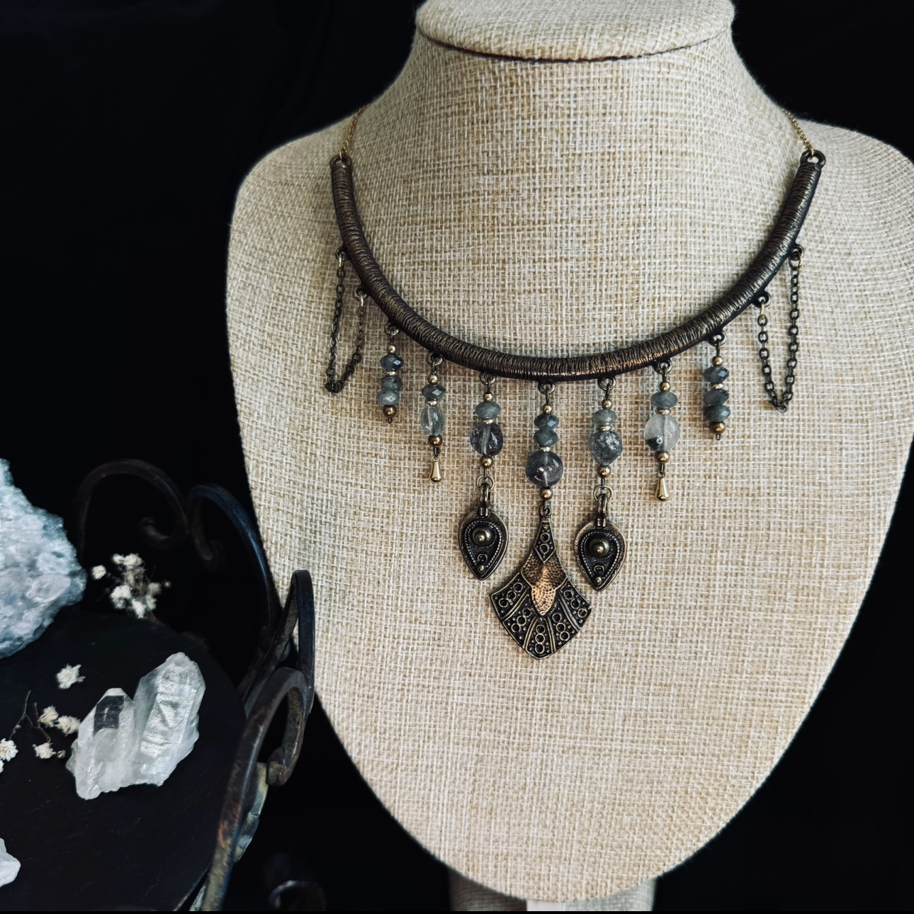 Necklace in an antique look with gemstones, bronze &amp; rock crystal 4