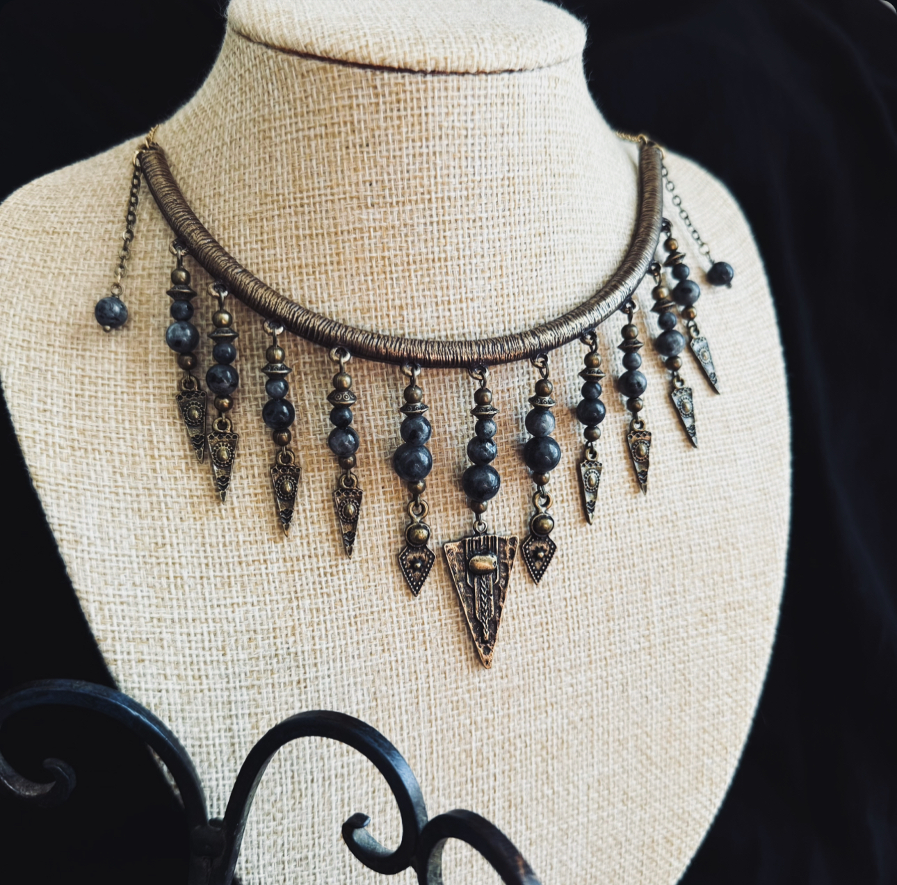 Necklace in an antique look, bronze &amp; labradorite 2