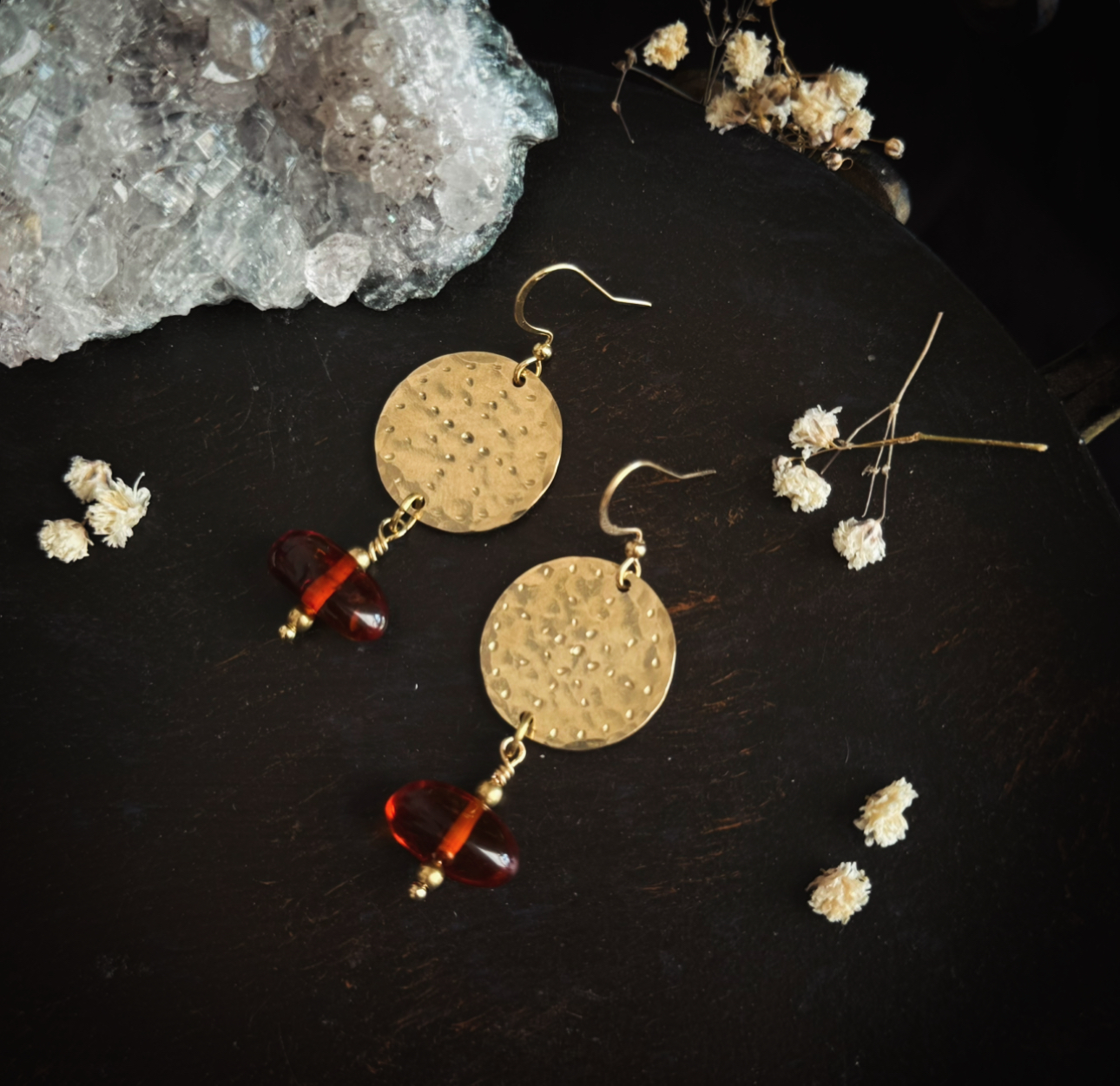 Amber earrings made of brass, hand stamped