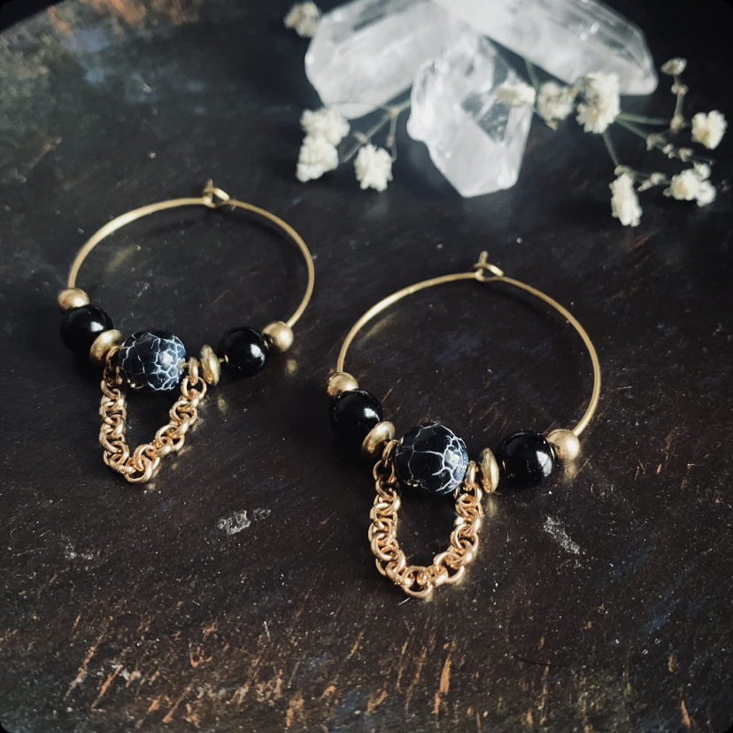 Hoop earrings with cracked agate &amp; onyx 3