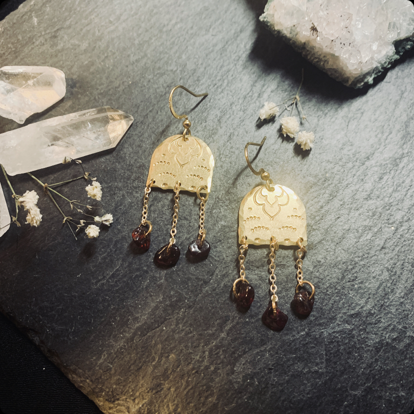 Hand-stamped earrings with garnet 5