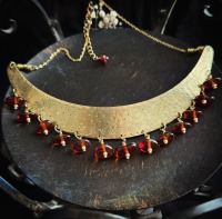 Necklace made of brass I with polished amber 4