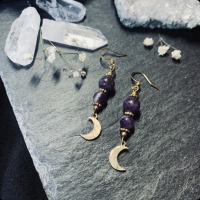 Crescent moon earrings with amethyst