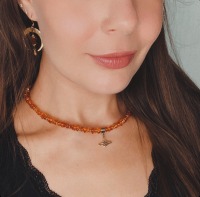 Mjölnir necklace with baltic amber 2