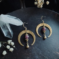 Moon-goddess earrings I lepidolite