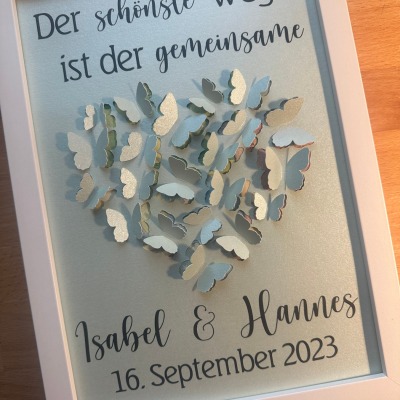 Geldgeschenk Bilderrahmen Schmetterling - Personalisiertes Geldgeschenk zur Hochzeit mit weißem
