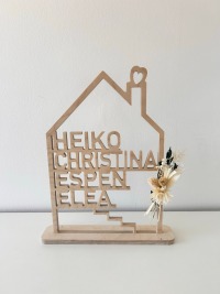 Haus mit Namen aus Holz - personalisiert 8