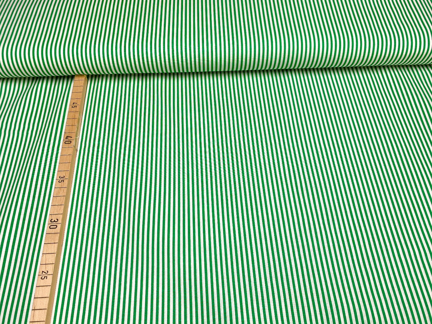 Stoff Streifen - weiß/grün - 100 Baumwolle - Patchwork 2