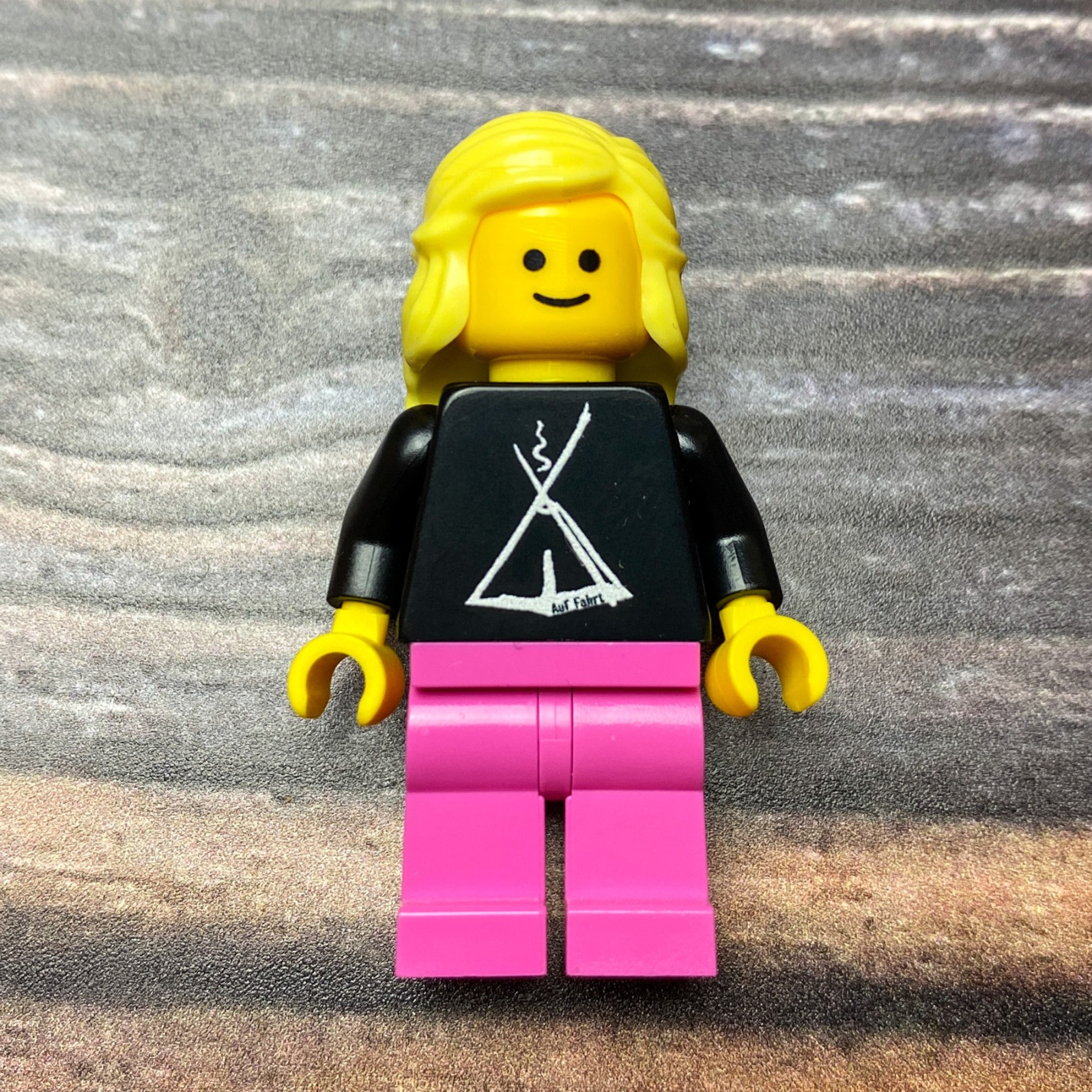 Figur mit blonden langen Haaren - Klemmbaustein - Nr 10 2