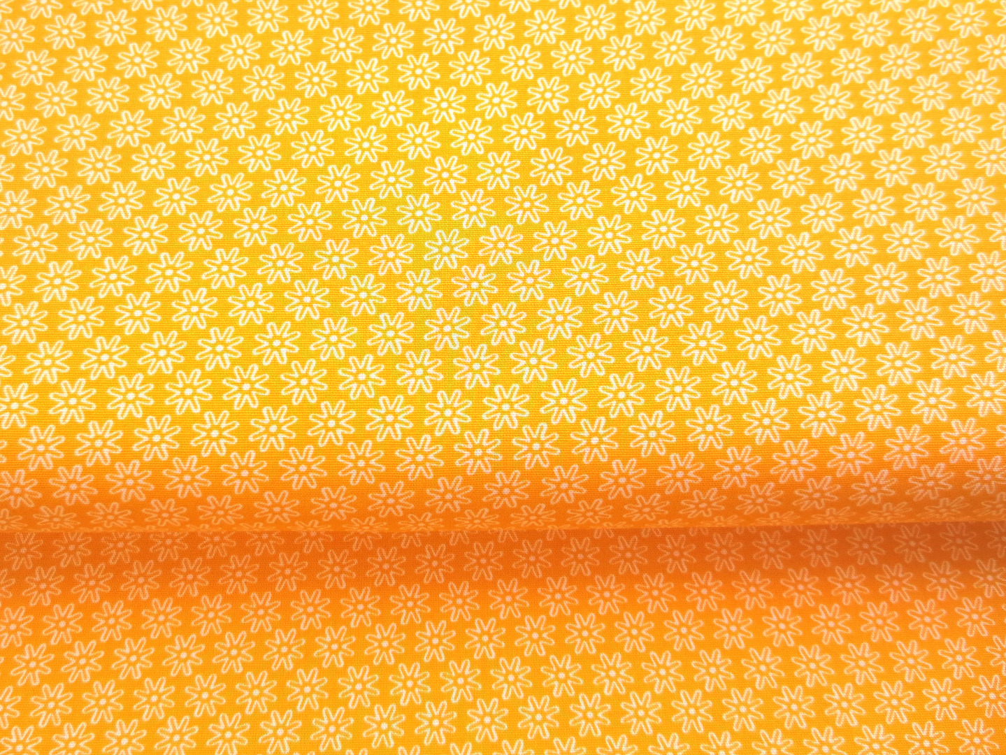 Stoff Blumen gelb - 100 Baumwolle 2