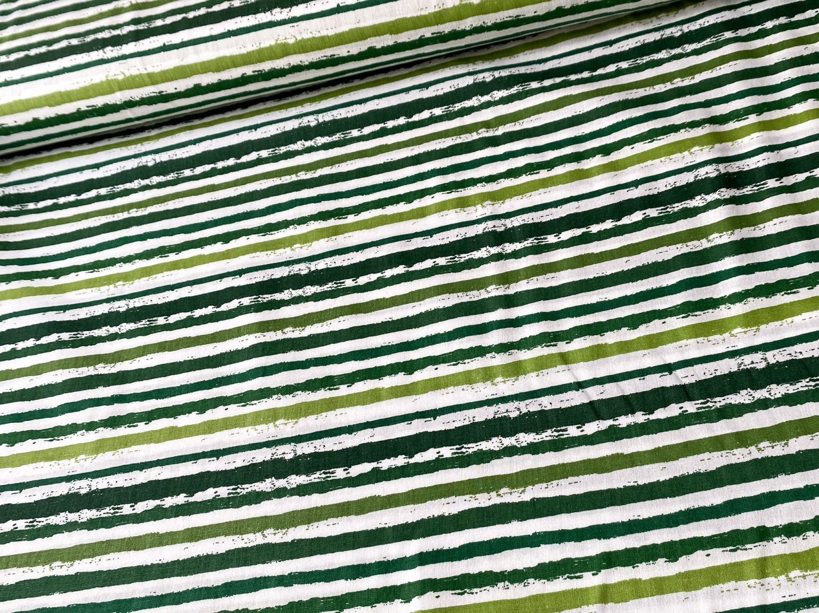 Stoff unregelmäßige Streifen - Grüntöne - schmale Streifen - 100% Baumwolle | 10,00 EUR/m 3