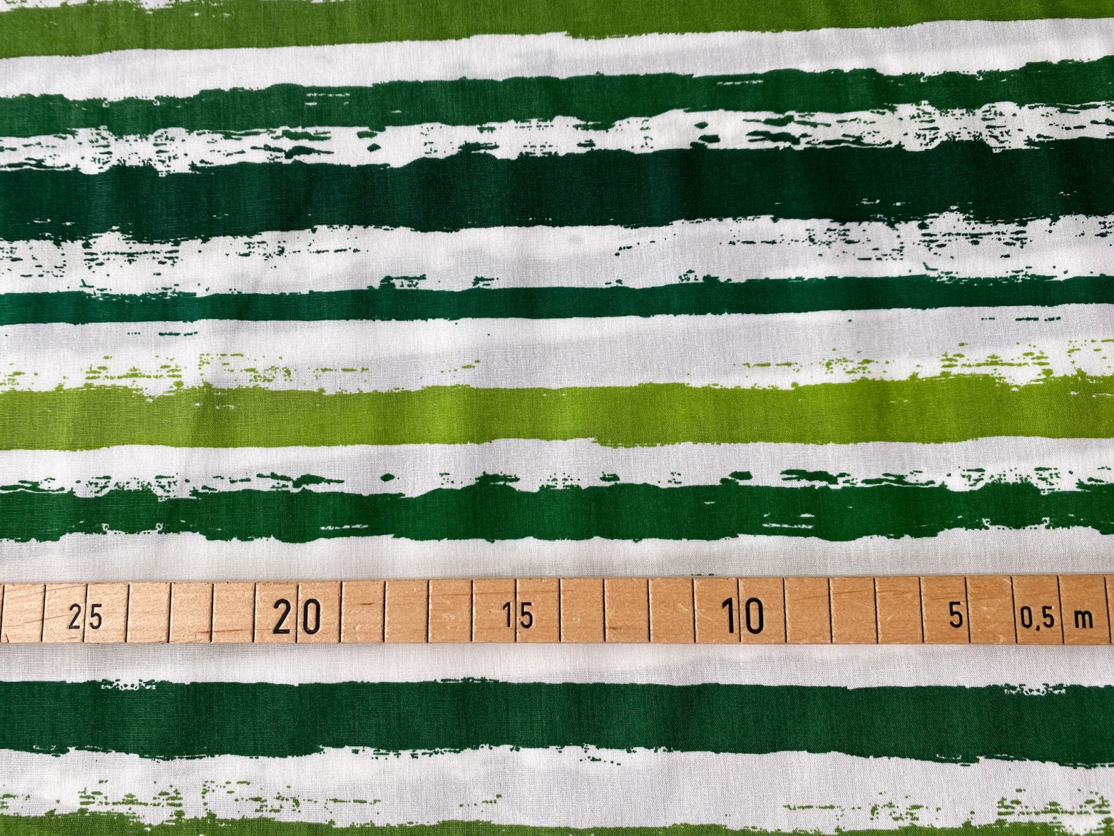 Stoff unregelmäßige Streifen - Grüntöne - breite Streifen - 100% Baumwolle | 10,00 EUR/m
