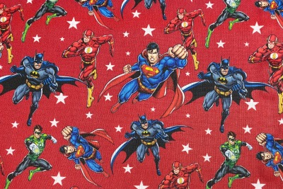 Superhelden Stoff - Justice League - 100% Baumwolle - Lizenzstoff - dunkelrot - Baumwollwebware -