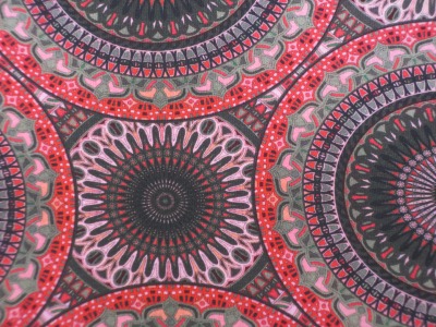 45 cm - Reststück - Jersey Mandala - Rottöne- Ornamente
