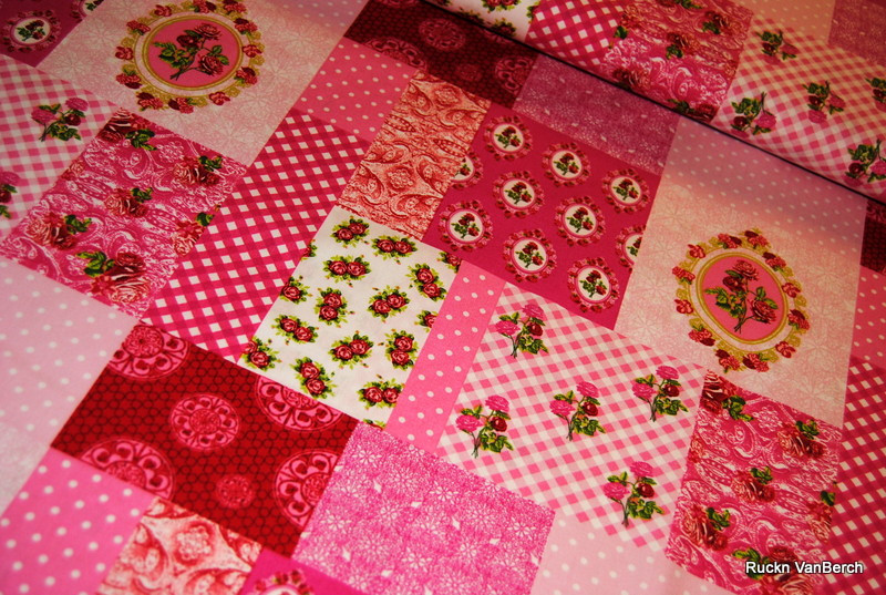 5071 Baumwolle Stoff Blumen Patchwork rosa 2