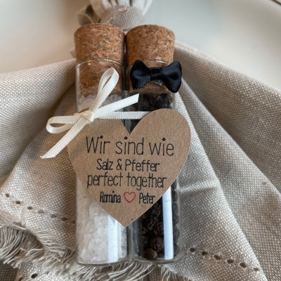 Gastgeschenk Hochzeit, Salz und Pfeffer, Reagenzglas, Personalisiert - bitte bei der Bestellung ang