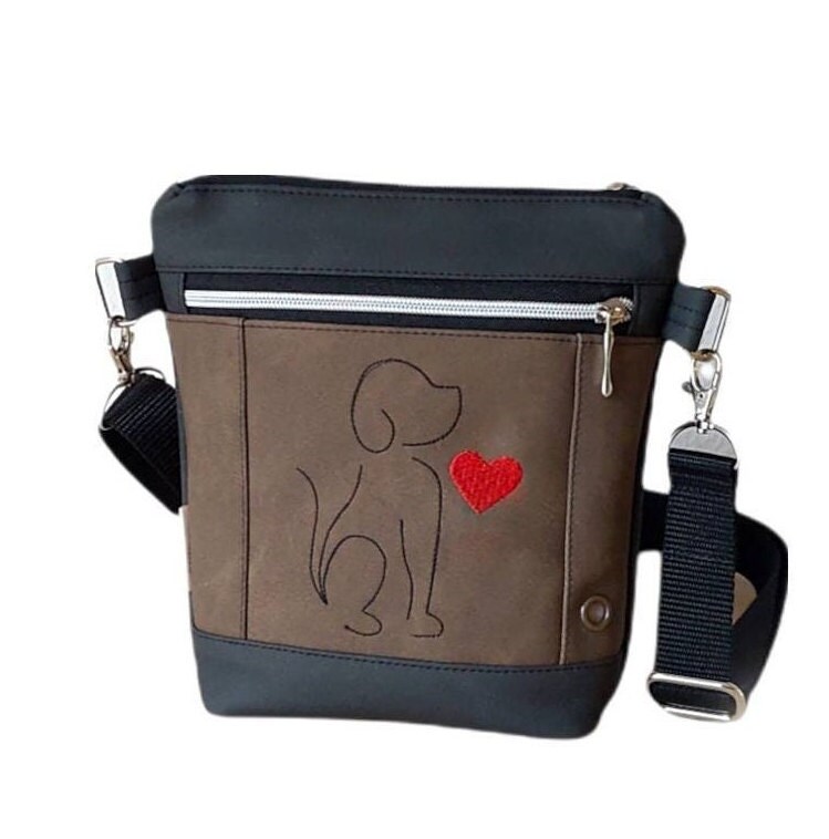 Gassitasche/ Schultertasche mit Hund und Herz bestickt, personalisierbar mit Namen, div