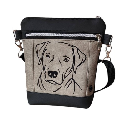 Gassitasche/Schultertasche mit Labrador bestickt und auf Wunsch mit dem Namen eures Lieblings