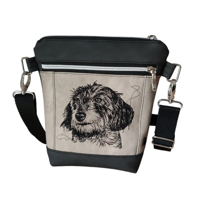 Gassitasche / Schultertasche mit Hund Dackel / Rauhaardackel /Dachshund bestickt, Jagdhund, Bertha,