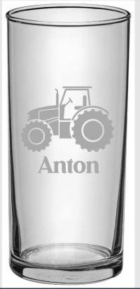 Trinkglas Traktor mit Namen und Traktorgravur 2
