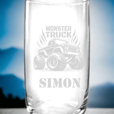 Trinkglas personalisiert mit Namen und Monstertrackmotiv, Geschenk, Kindertrinkglas