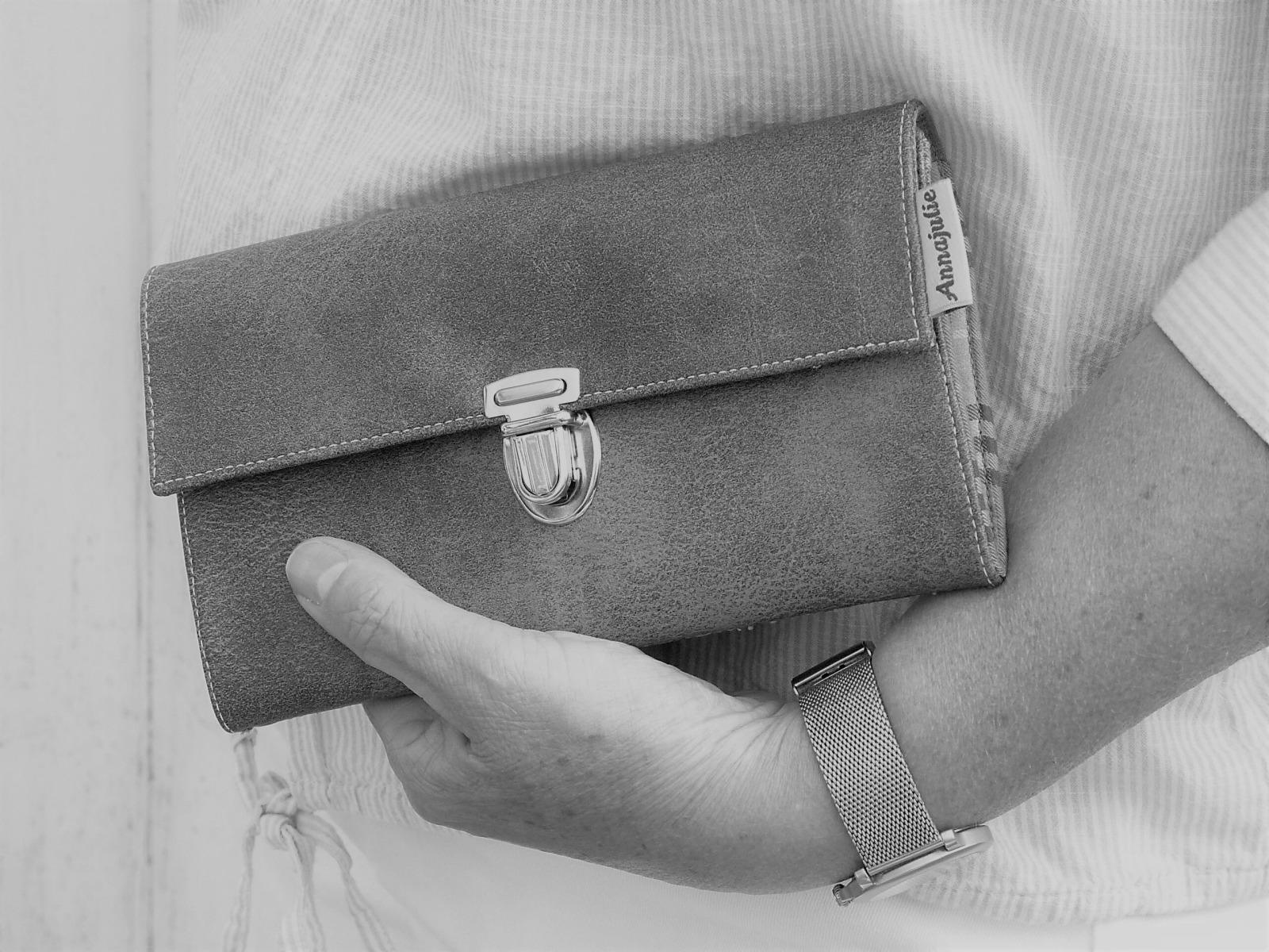 Portemonnaie | 19 cm/ 7,5 breit | Tweed | blau | Paspel | dunkelrot | innen Vintagestoff | kariert |