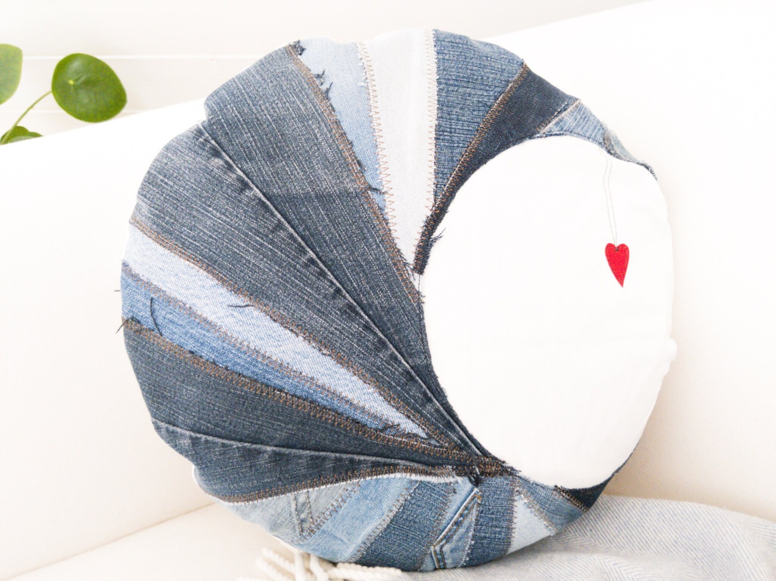 Moon cushion | jeans appliqué | round | cushion cover made of vintage cotton | heart | red | gift