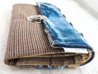 Upcycling-Portemonnaie | 19 cm/ 7,5 breit | Jeans | blau | Sakkostoff | braun | kariert | innen