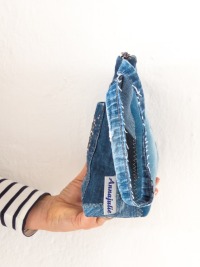 Kulturtasche | Jeans | Nieten | Patchworklook | Taschen außen | graues Taschenfutter | Baumwolle |