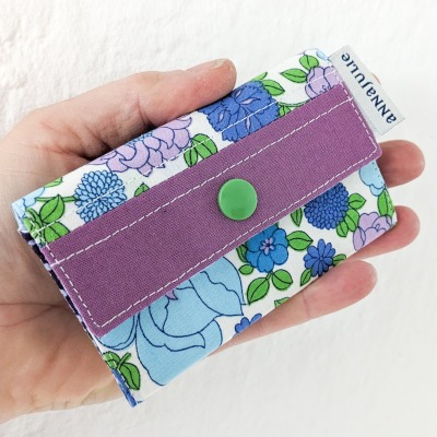 Purse | mini | retro flowers purple | vintage fabric | gift girl - The mini wallet - perfect for