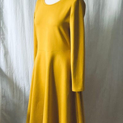 Damen Kleid Arjeplog , Stoffmuster wählbar, elegantes Kleid, runder Ausschnitt, zeitloses