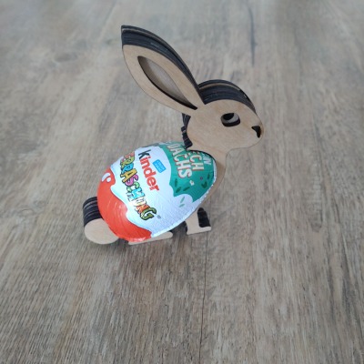 Osterhase für Überraschungsei