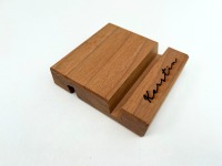 Handyständer, Handyhalterung aus Holz, mit Gravur 2