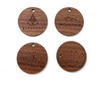 50 Logobuttons aus Holz 4