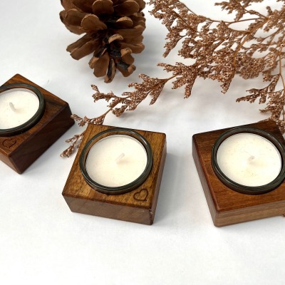Teelicht aus Holz mit Herz, Kerzenständer, Teelichthalter