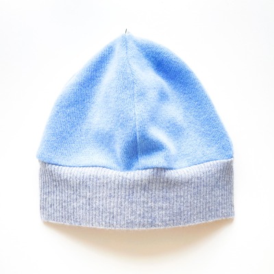 Mütze KU 52-55 - 60% Kaschmir 40% Wolle hellblau grau