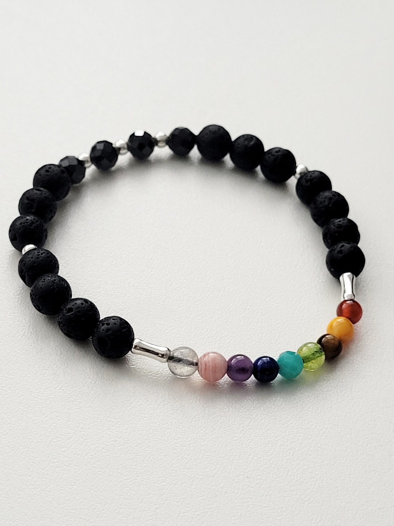 Chakra Lavastein Armband mit S925 Silberschmuck und facettiertem Turmalin, Geschenk für jeden