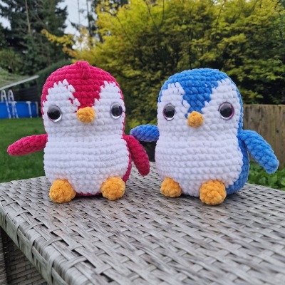 großer Pinguin - fertig gehäkelter Pinguin, tolles handgemachtes Kuscheltier als Geschenk,