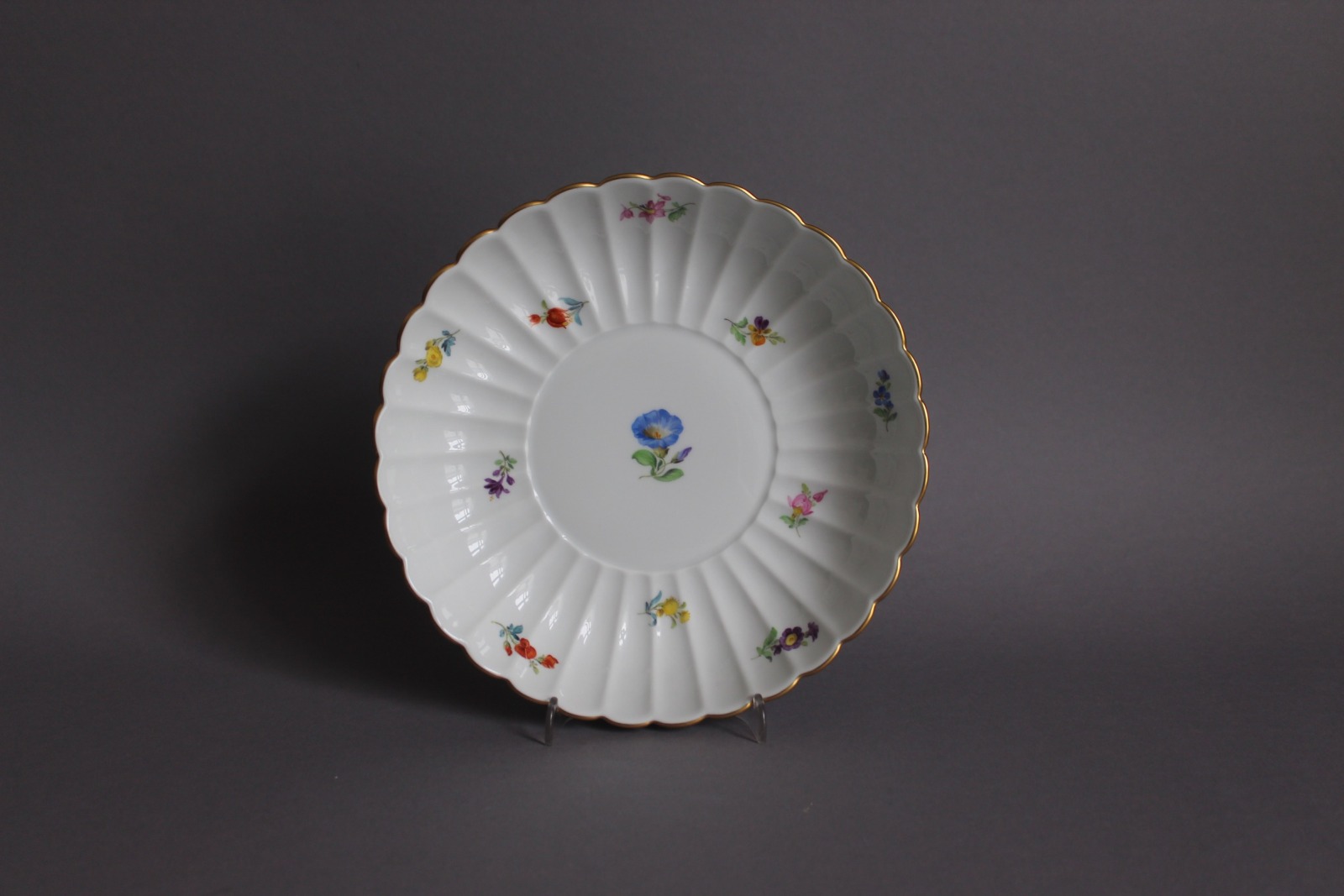 Meissen Streublümchen Fächerschale Schale D 20,5 cm Goldrand