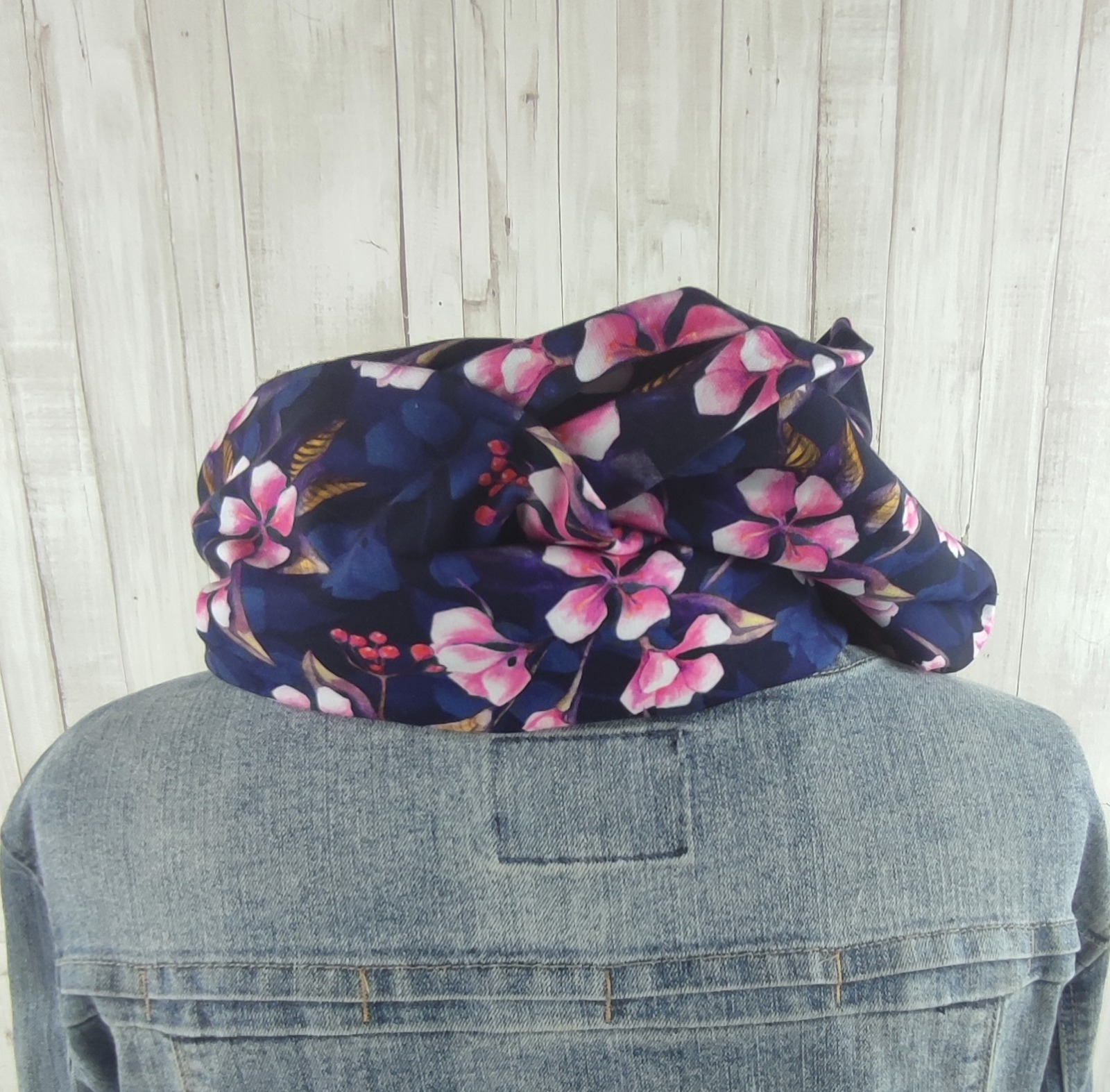 Loop Schlauchschal dunkelblau mit Hortensien in pink - Schal für Damen 5