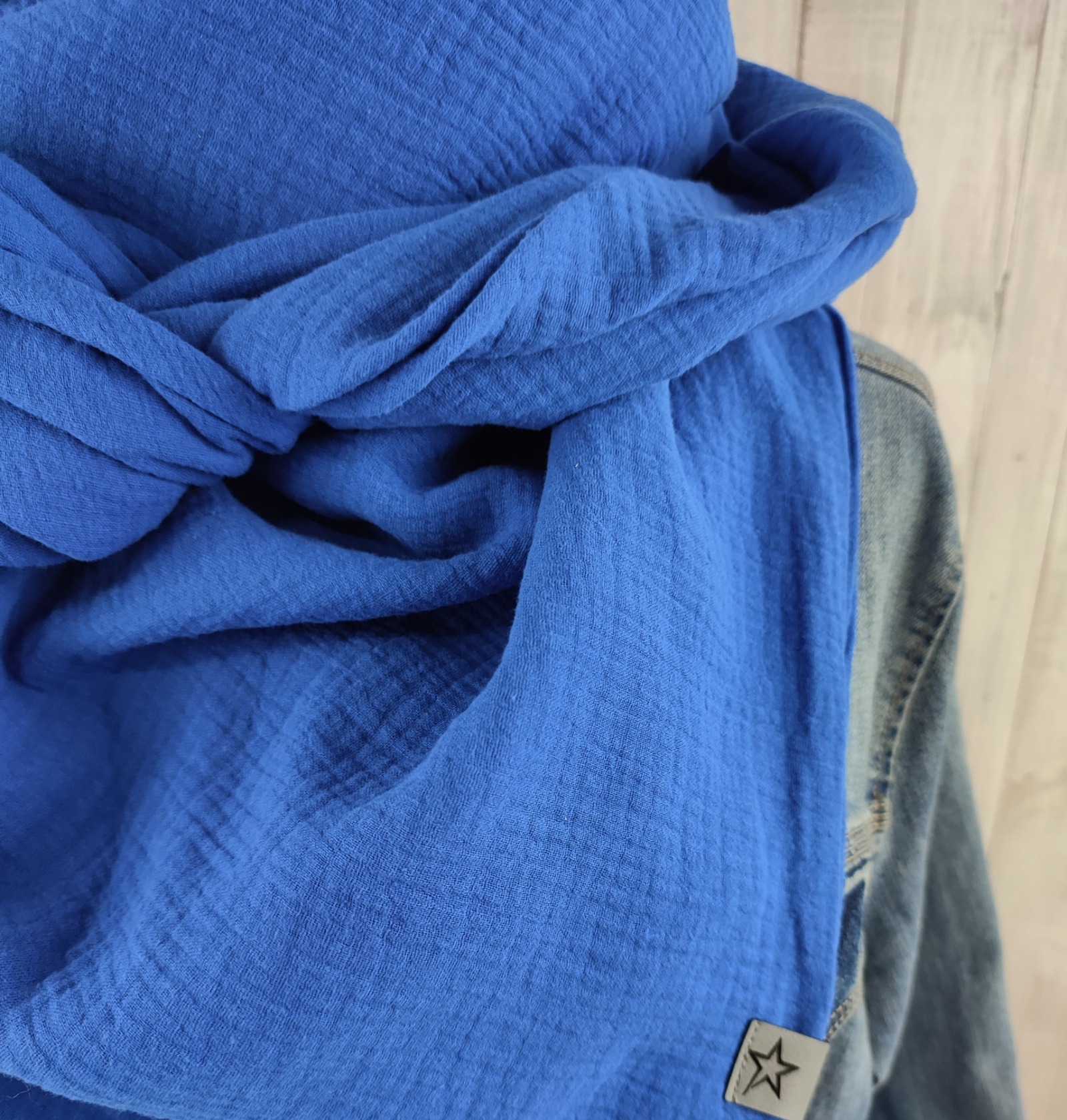 Tuch Dreieckstuch Musselin Damen Schal blau royalblau XXL Tuch aus Baumwolle Mamatuch 2