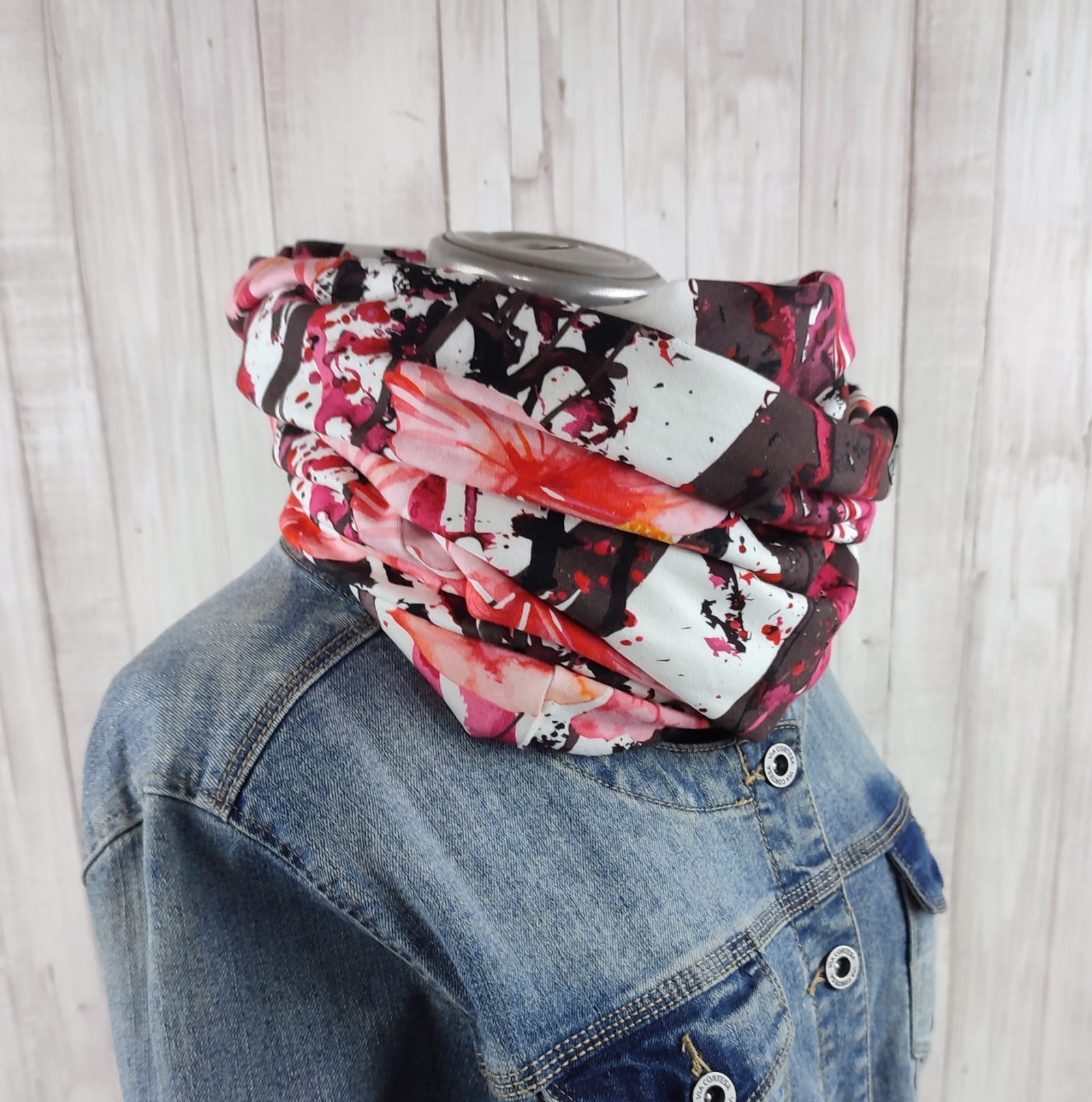 Loop Schlauchschal abstraktes Muster mit Hibiskusblüten - Schal für Damen aus leichtem Sweat 2