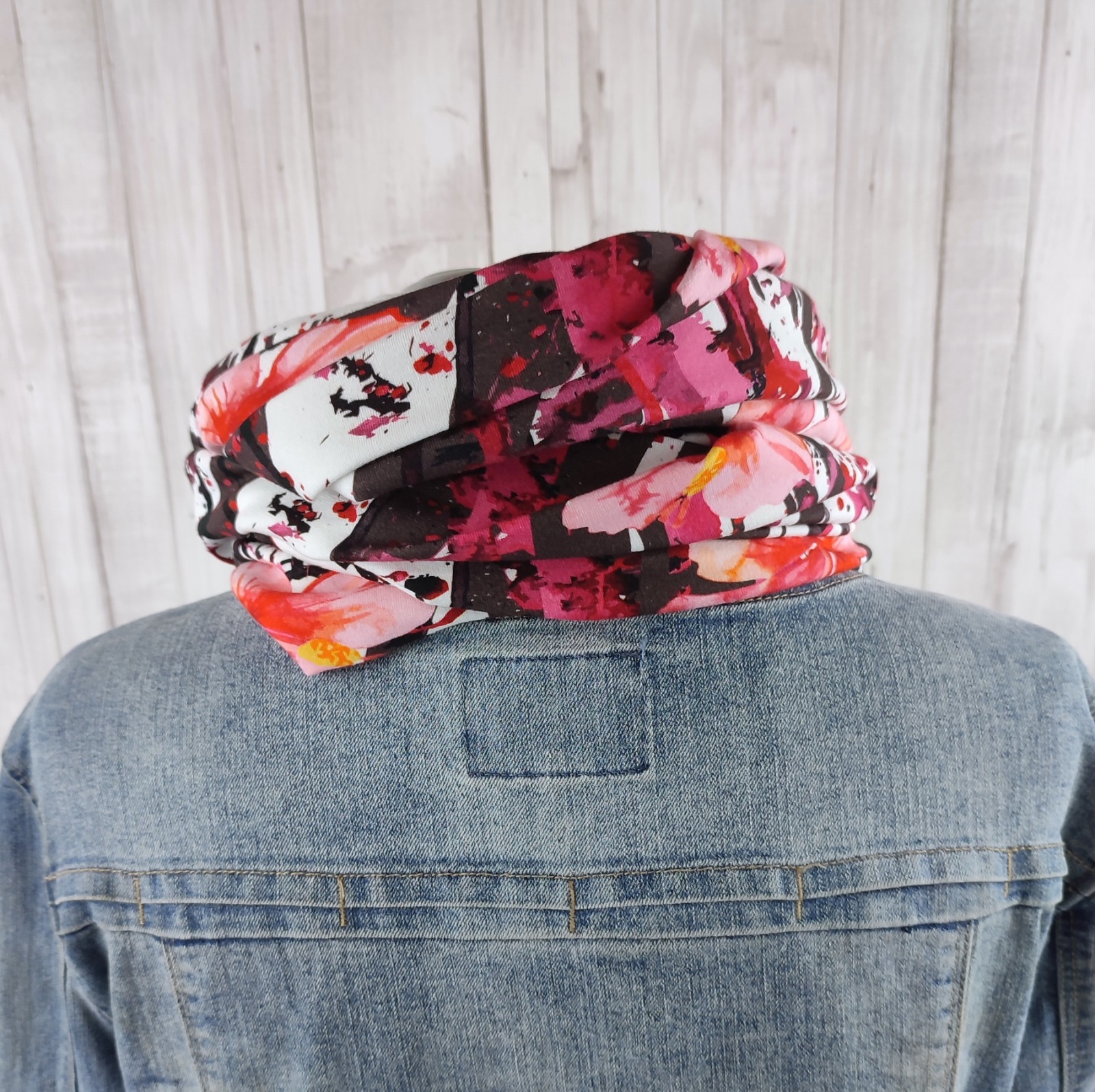 Loop Schlauchschal abstraktes Muster mit Hibiskusblüten - Schal für Damen aus leichtem Sweat 3