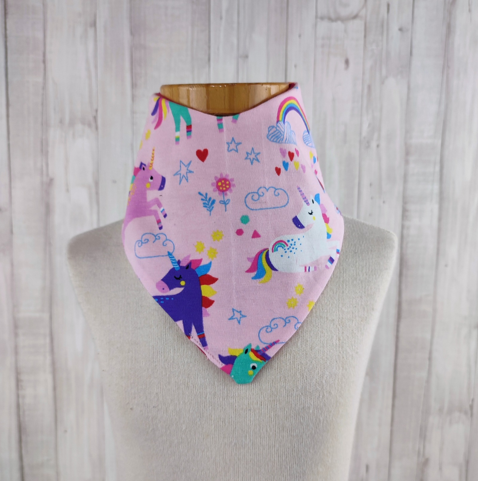 Halstuch Dreieckstuch für kleine Mädchen - rosa - gemustert mit Einhörnern und Regenbogen