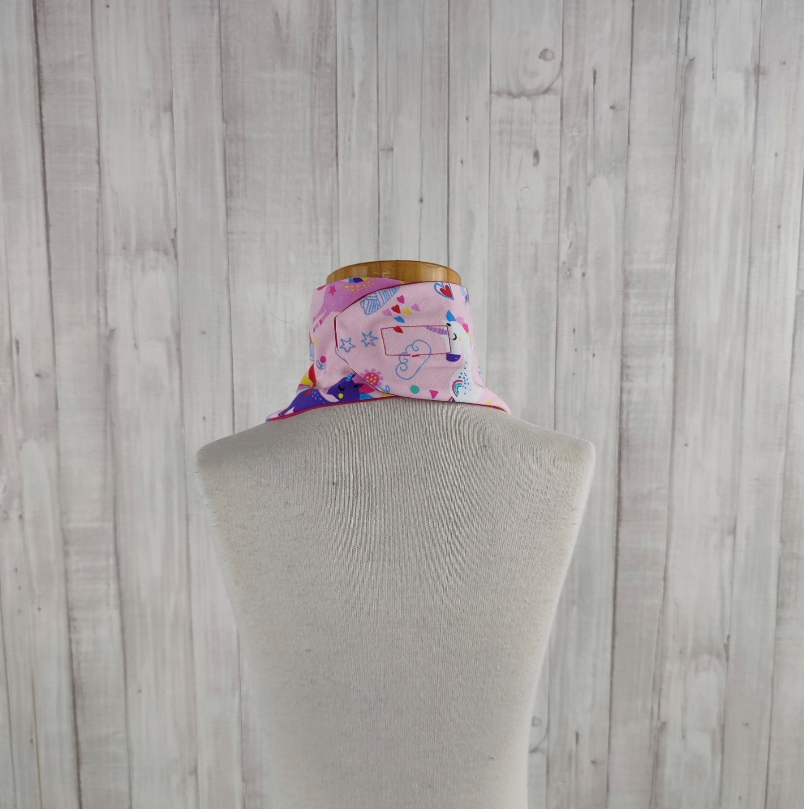 Halstuch Dreieckstuch für kleine Mädchen - rosa - gemustert mit Einhörnern und Regenbogen 3