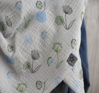 Tuch Dreieckstuch Musselin weiß mit Blumen in hellblau und oliv, Schal für Damen, XXL Tuch aus