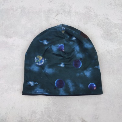 Beanie Weltall, coole Mütze mit Planeten auf dunkelblau, Größe ca. 48 bis 54 cm Kopfumfang -