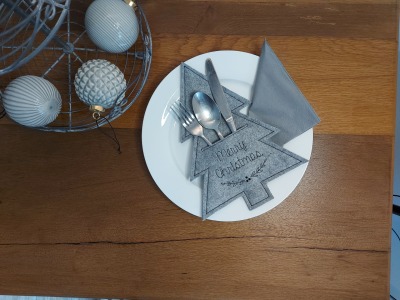 bestickte Bestecktasche für Weihnachten aus Filz - DER Hingucker auf deiner Festtafel