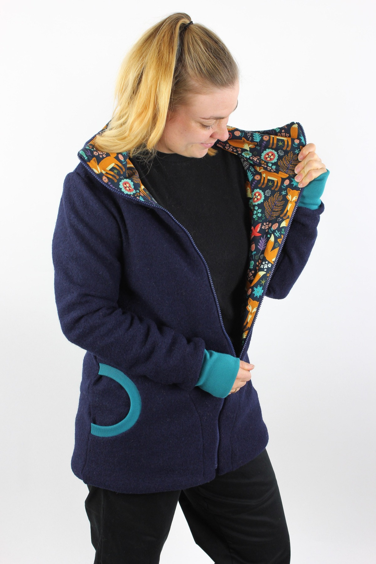 Damen-Wollwalkjacke marineblau mit Mohnfüchsen 6