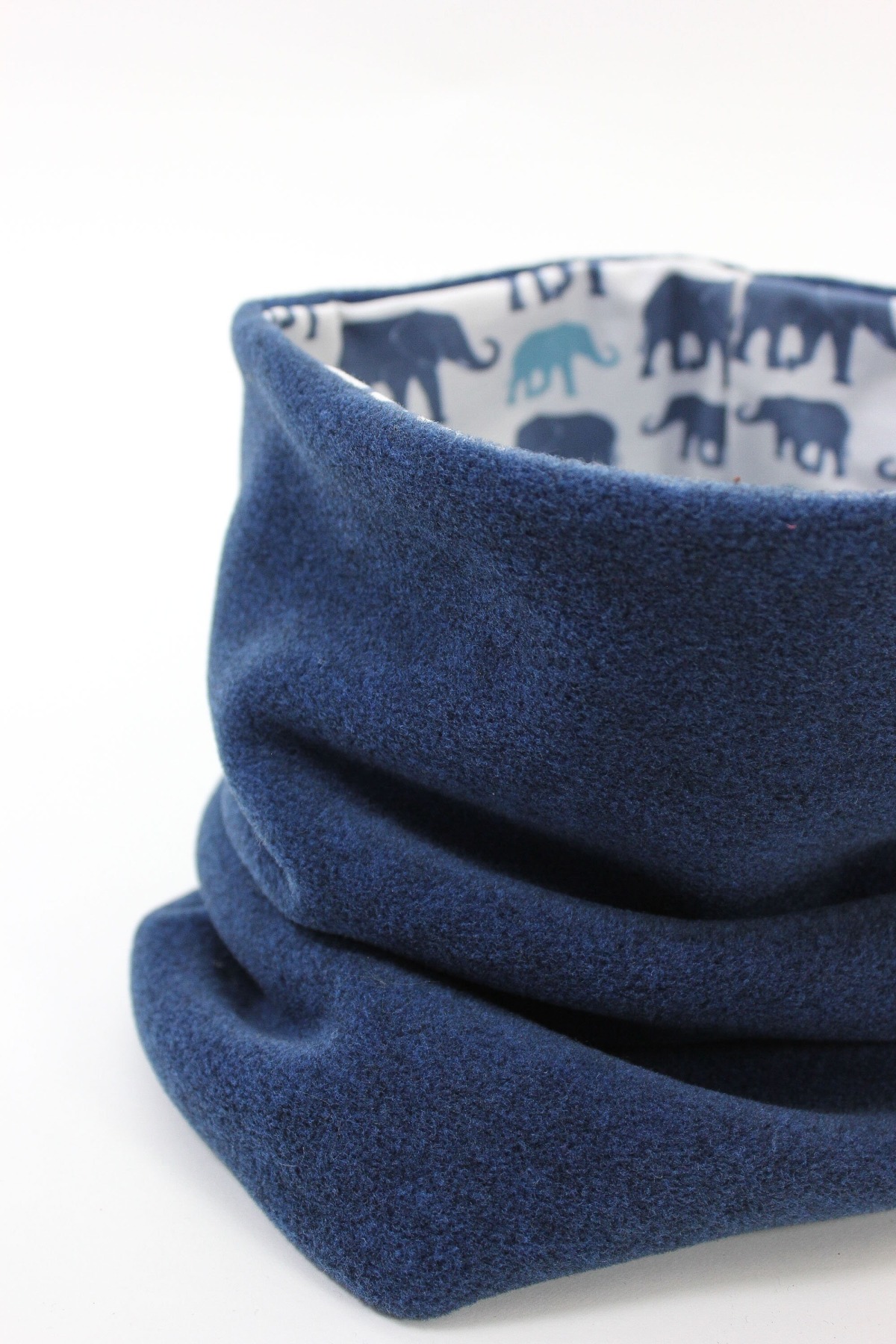 Fleece-Loopschal zum Wenden blau und Elefanten 2